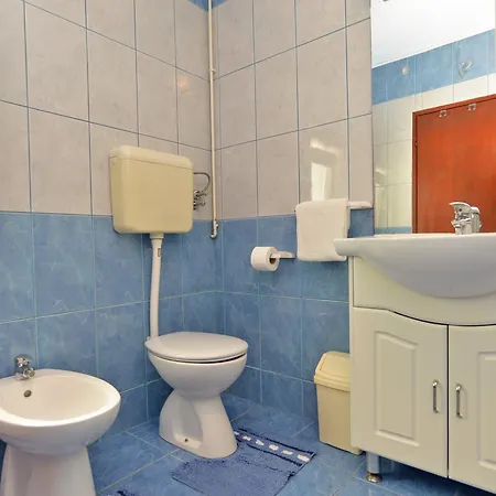 Veljko 100 Apartment *