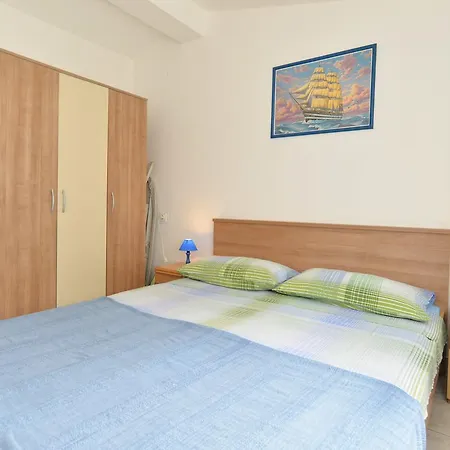 Veljko 100 Apartment